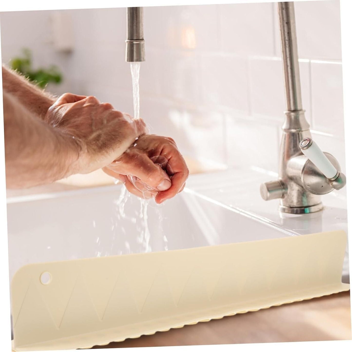 Splash Guard for Kitchen Sink & Countertop - ✨Buy 1 Get 1 Free ✨